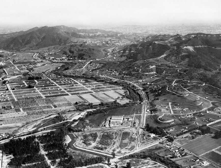 replace Studio City 1928 4 Mack Sennett and Universal Studios WM.jpg